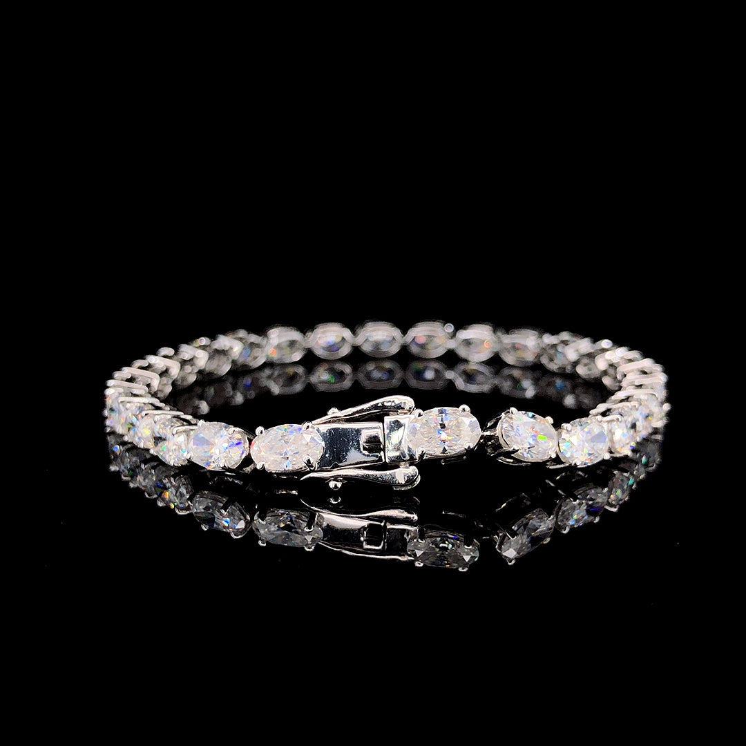 THE OVAL CUT TENNIS BRACELET
