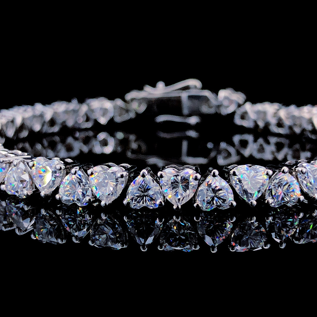 THE HEART CUT TENNIS BRACELET