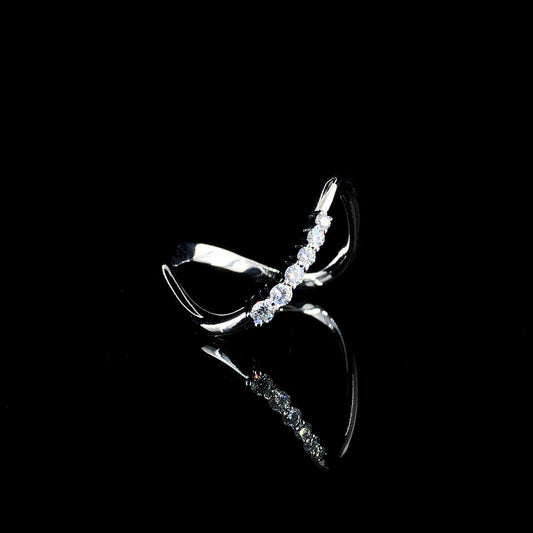 THE FAULTY RING