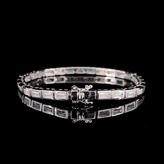 THE SLEEK BAGUETTE CUT TENNIS BRACELET